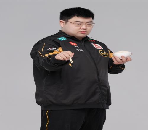 先制造难题